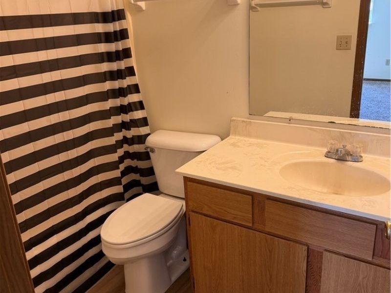 49 W 8th Street, Unit 5, Dresden, OH 43821 Photo 6