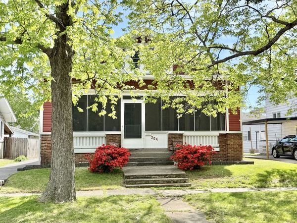 309 Leafland Avenue , Centralia, IL 62801