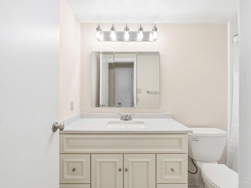 3566 Amberacres Drive, Unit 10, Cincinnati, OH 45237 Photo 32