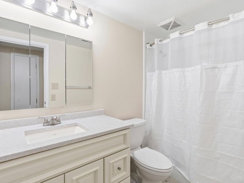 3566 Amberacres Drive, Unit 10, Cincinnati, OH 45237 Photo 33