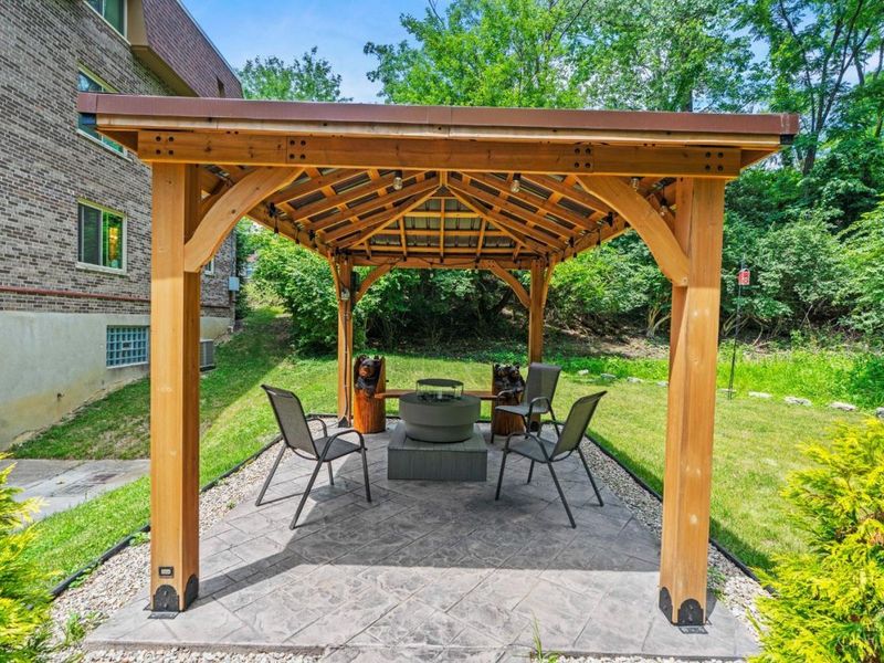 3566 Amberacres Drive, Unit 10, Cincinnati, OH 45237 Photo 5