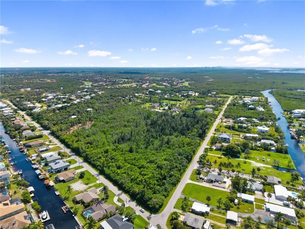 18161 Pioneer Rd , Fort Myers, FL 33908 Photo