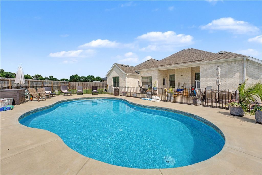 394 Cackling Bend, Farmington, AR 72730 Main Photo