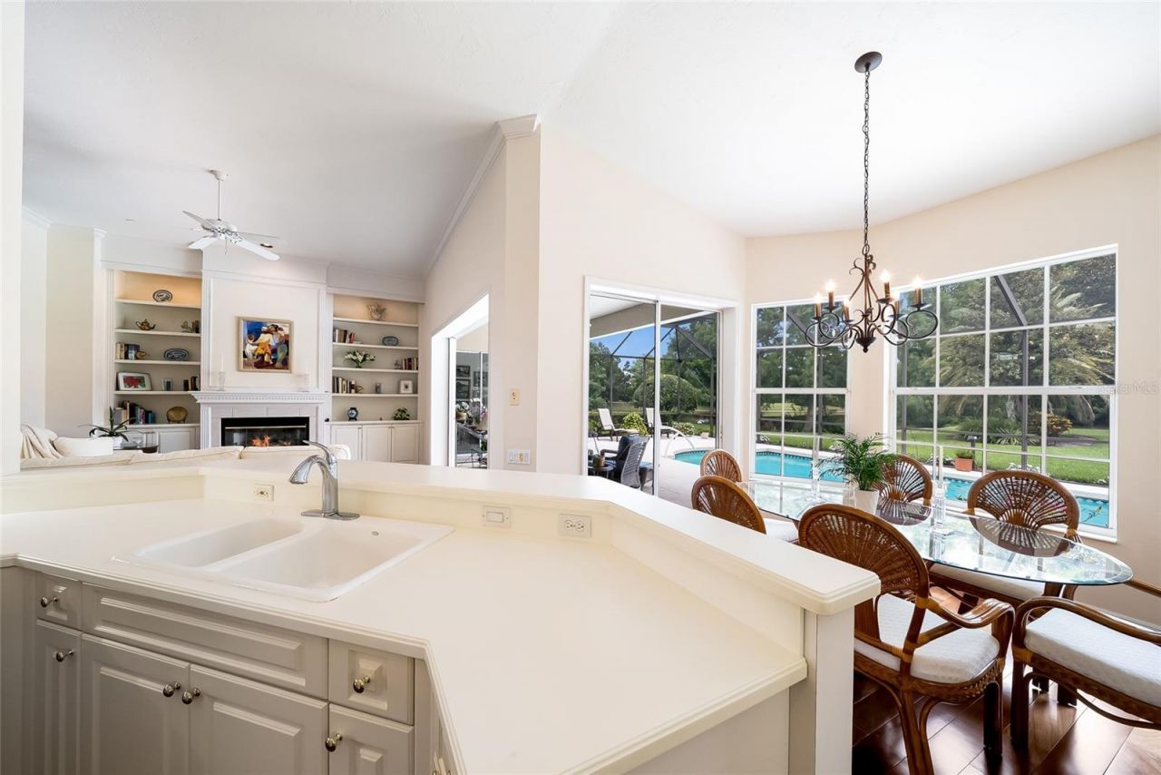 7058 Twin Hills Terrace, Lakewood Ranch, FL 34202 Photo