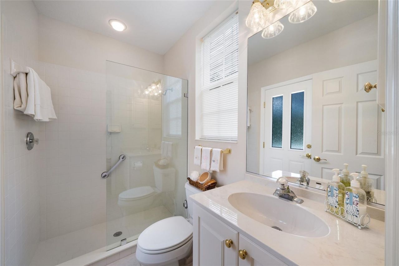 7058 Twin Hills Terrace, Lakewood Ranch, FL 34202 Photo