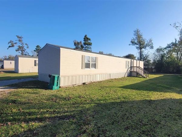 2500 Donnelly, Westlake, LA 70669