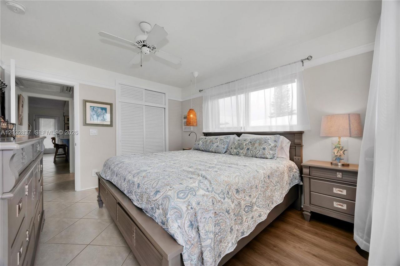 1050 SW 11th St , Unit #20L, Hallandale Beach, FL 33009 Photo