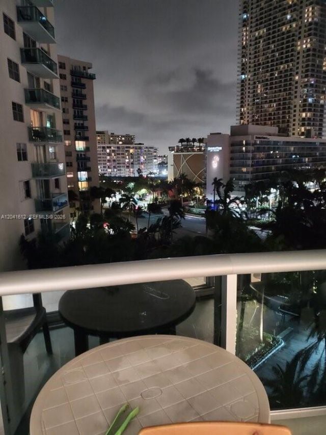 3901 S Ocean Dr , Unit 8T, Hollywood, FL 33019 Photo