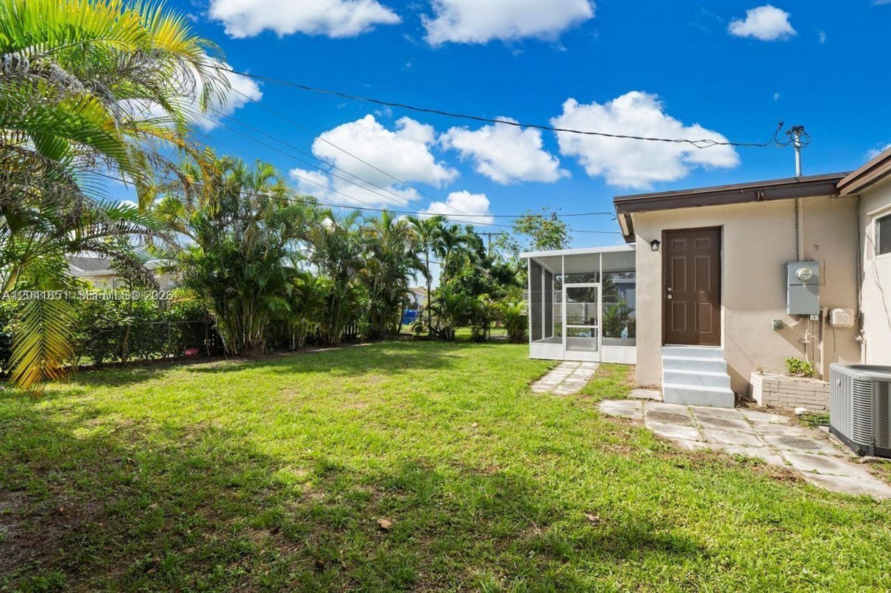 7532 Farragut St, Hollywood, FL 33024 Photo