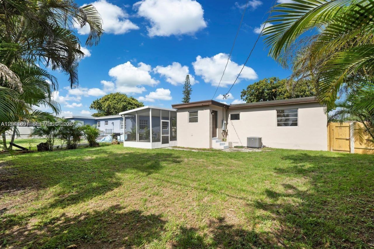 7532 Farragut St, Hollywood, FL 33024 Photo