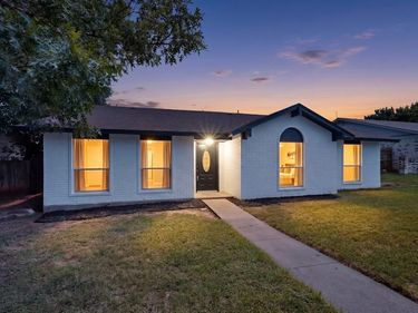 1516 Duet Drive, Dallas, TX 75241