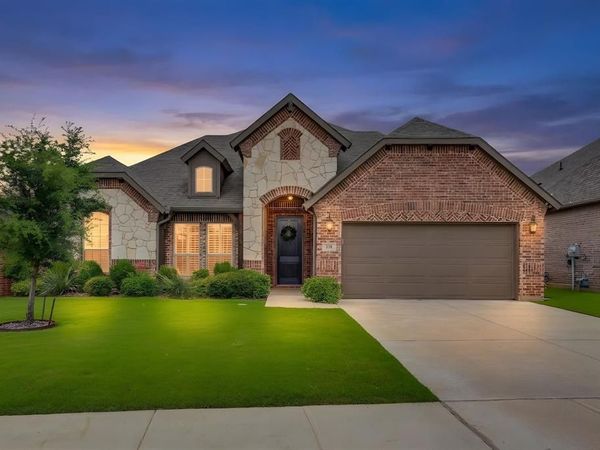 131 Hawks Ridge Trail, Burleson, TX 76028