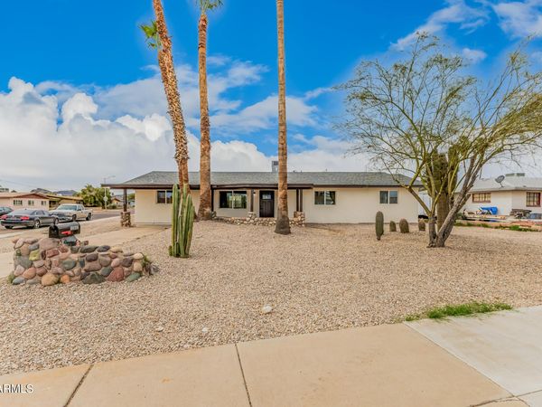 12602 N 24th Street, Phoenix, AZ 85032