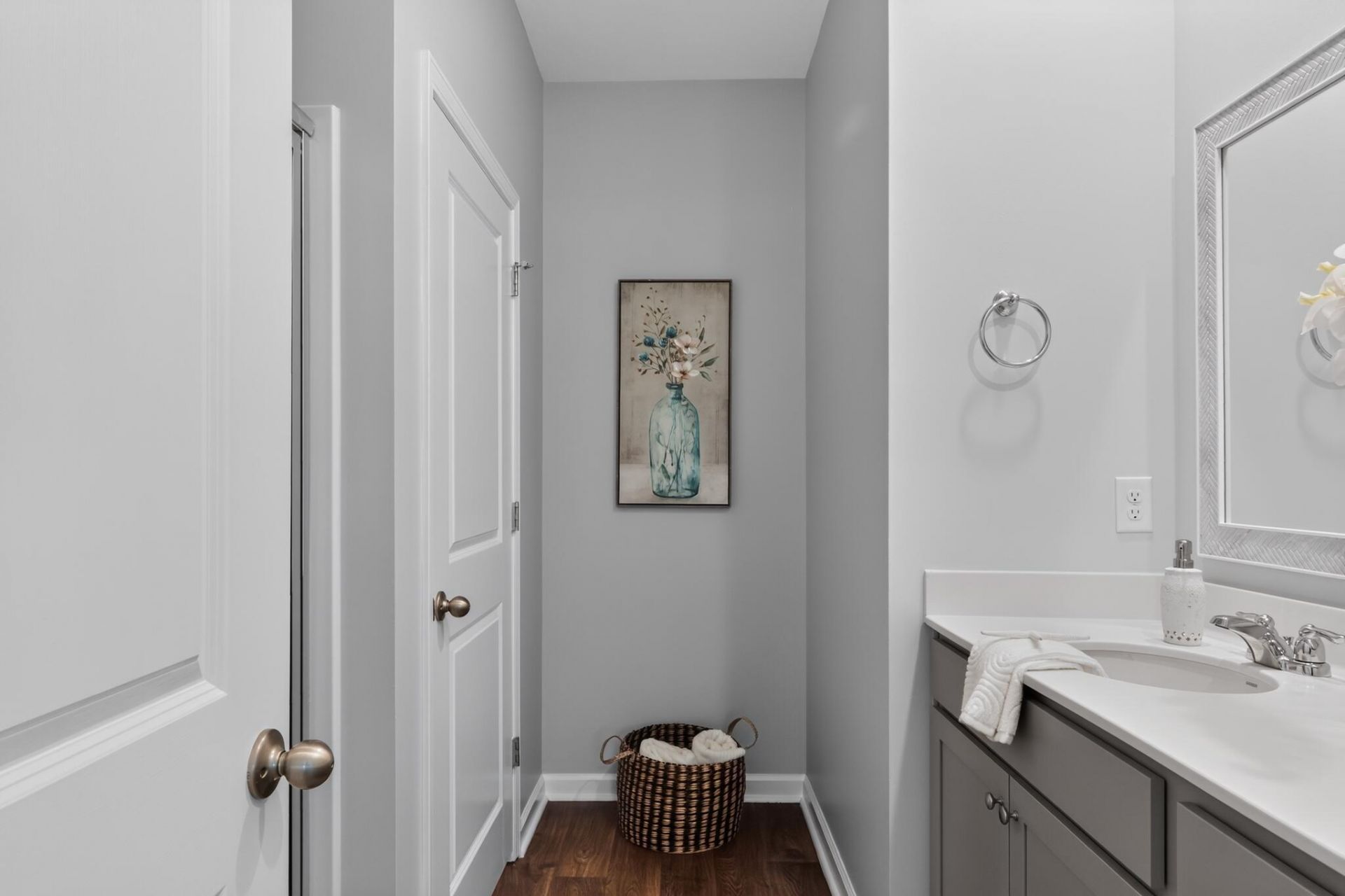 227 N Light Way Photo 14