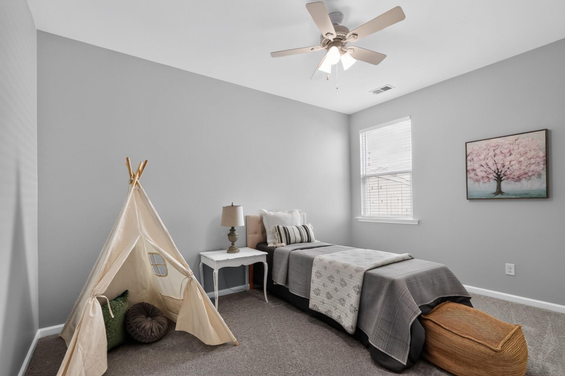 227 N Light Way Photo 18