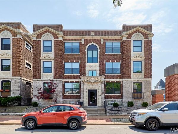 308 Clara Avenue , St Louis, MO 63112