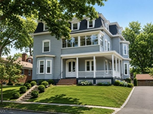 725 Chestnut St, Roselle Park, NJ 07204