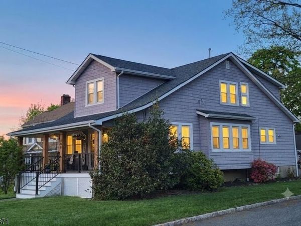 266 Eagle Rock Ave, Roseland, NJ 07068