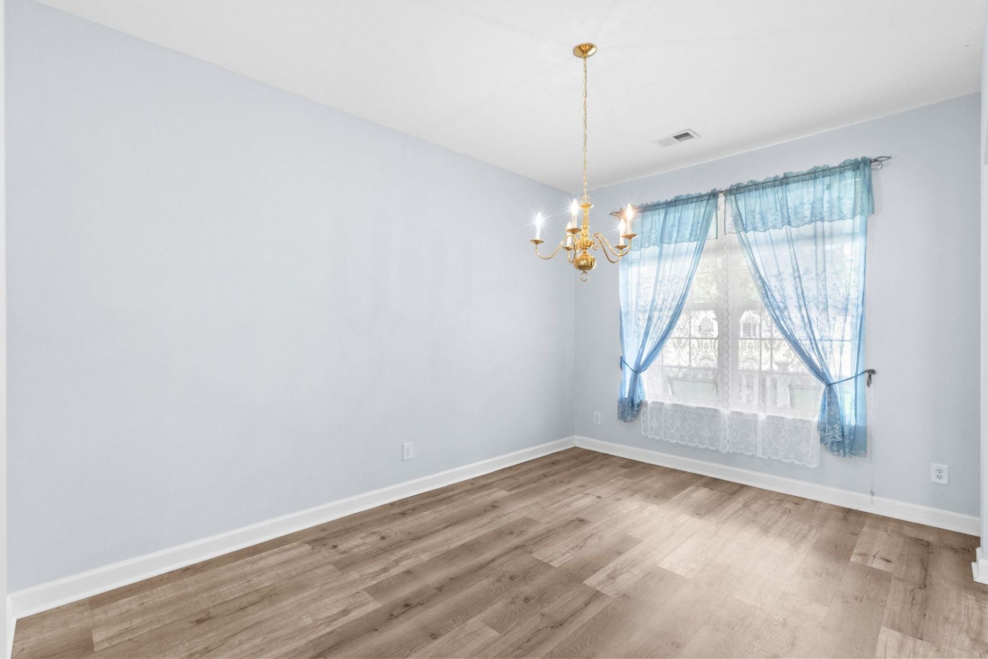 732 Gazania Ln.  Photo 8