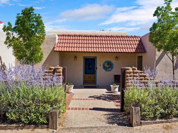489 El Rey Drive, Corrales, NM 87048
