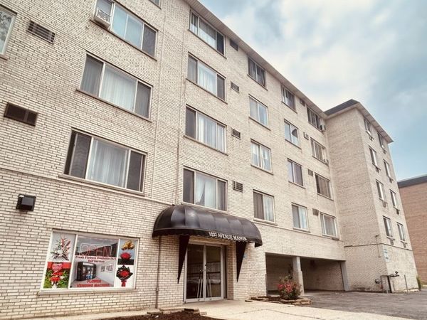 1227 S Harlem Avenue , Unit 310, Berwyn, IL 60402