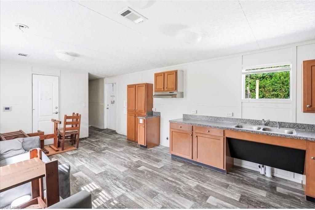 1468 Navaho Ave, Labelle, FL 33935 Photo