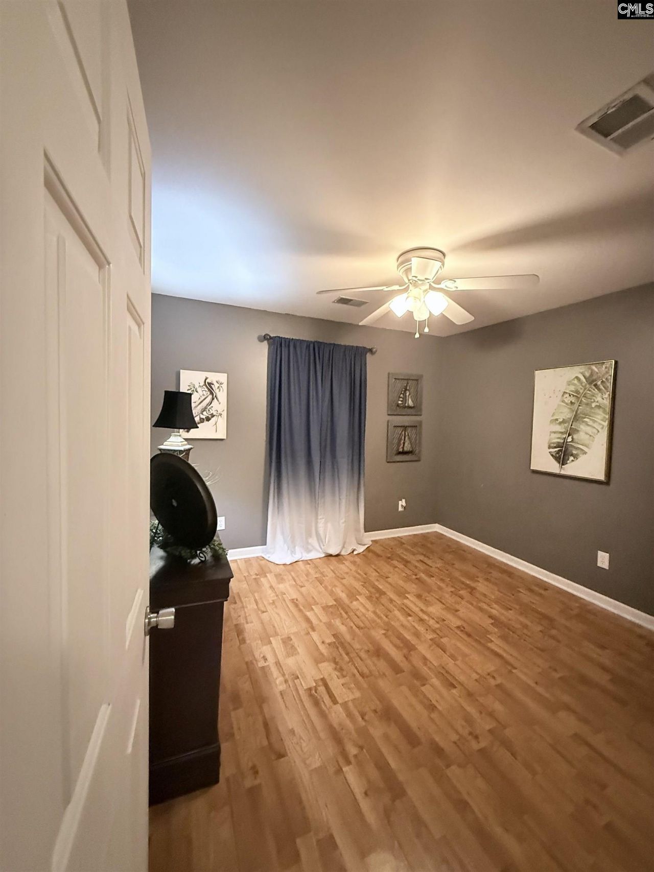 101 West Brook Court Photo 15