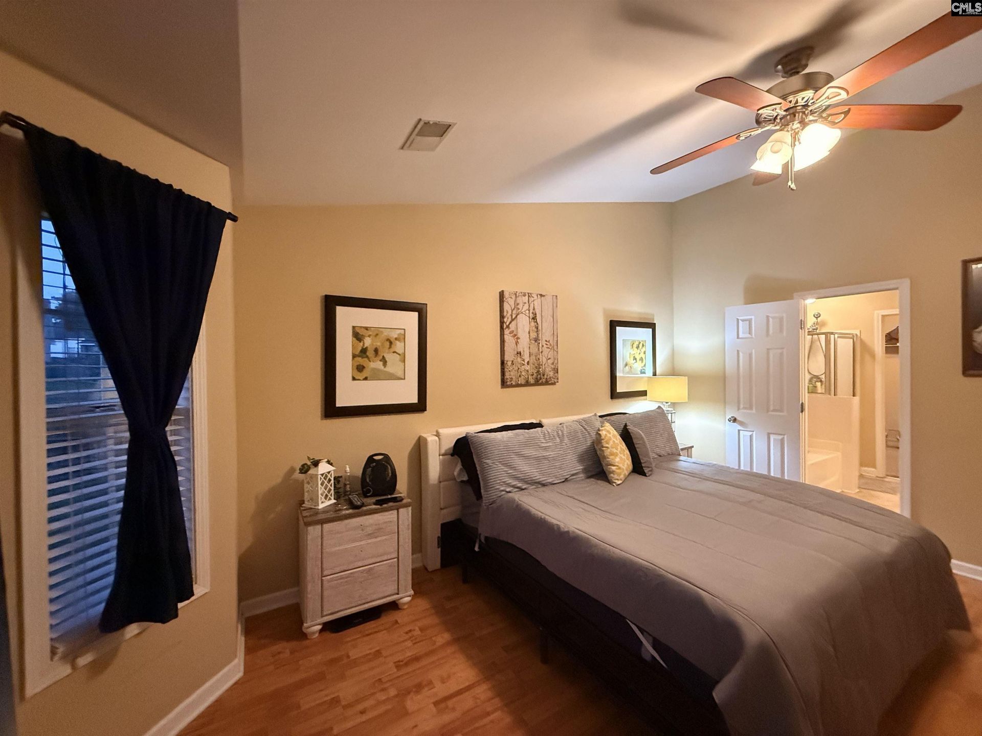101 West Brook Court Photo 20