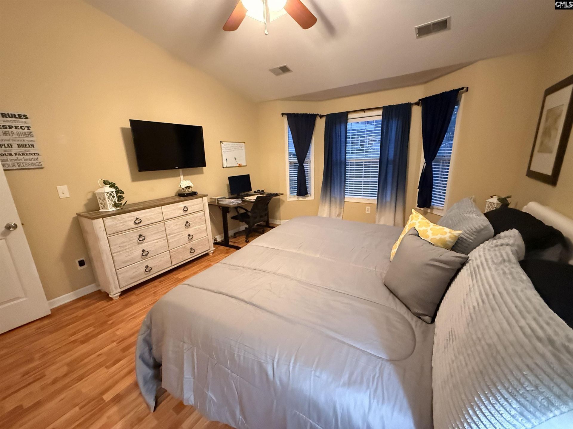 101 West Brook Court Photo 21