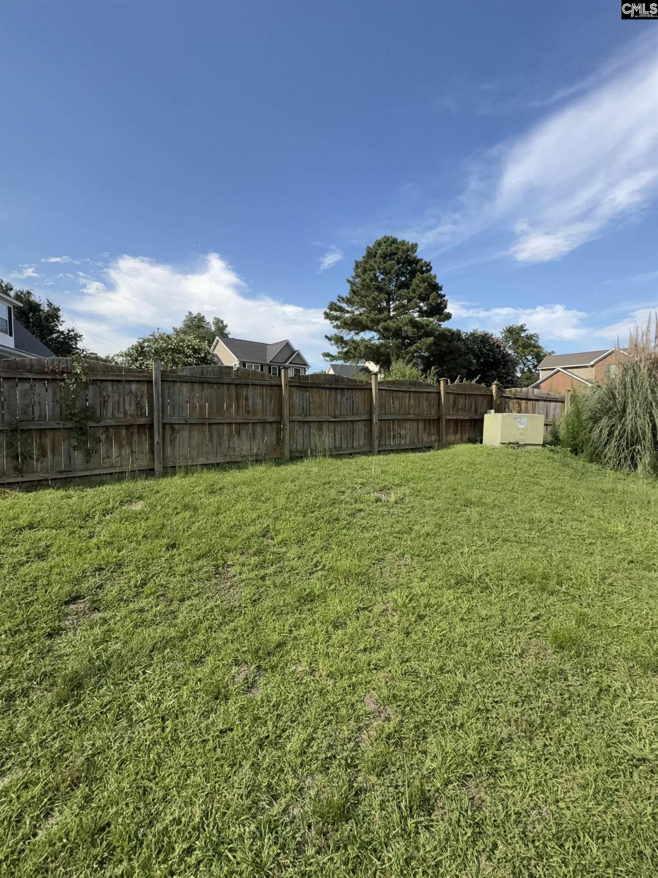 101 West Brook Court Photo 32