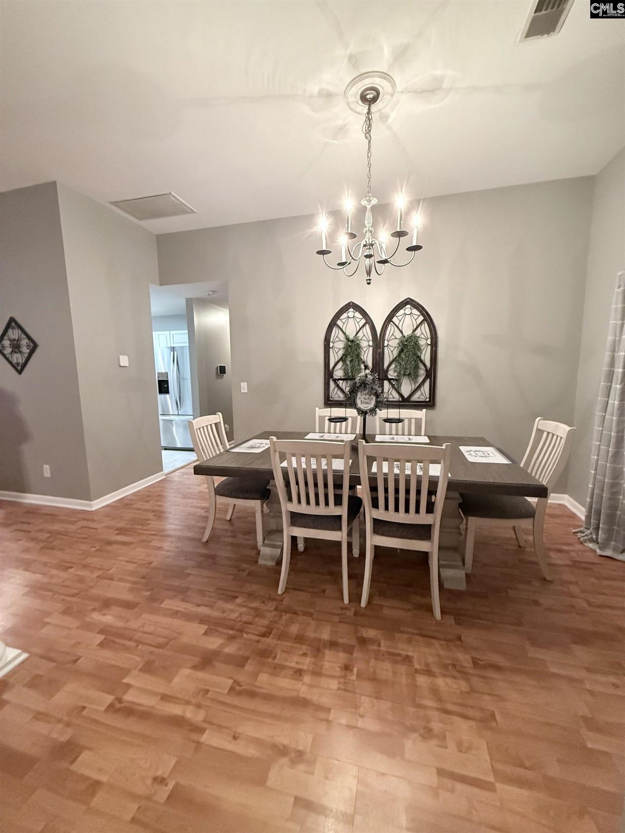101 West Brook Court Photo 8