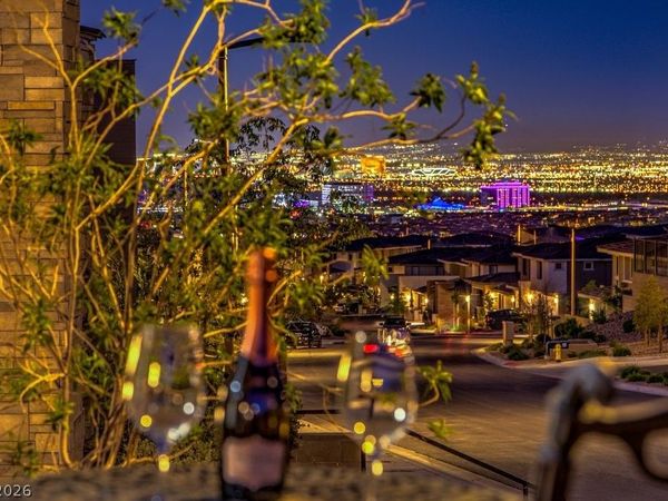 12622 Point Sierra Street, Las Vegas, NV 89138