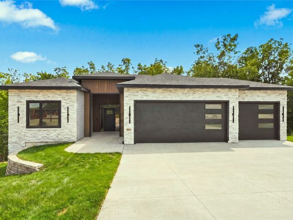 3931 Windfall Drive NW, Cedar Rapids, IA 52405