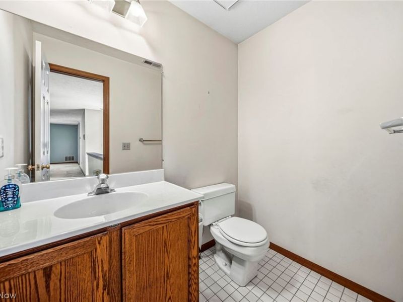 6221 Center Street, Mentor, OH 44060 Photo 5