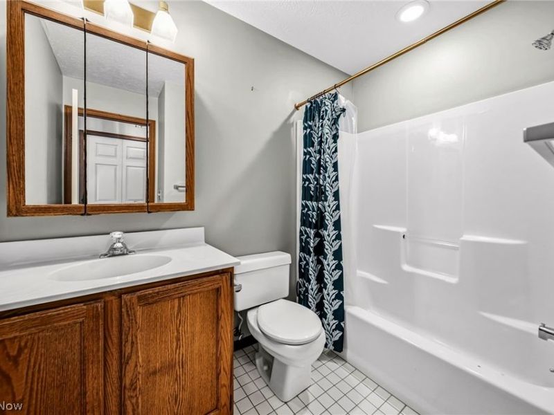 6221 Center Street, Mentor, OH 44060 Photo 9