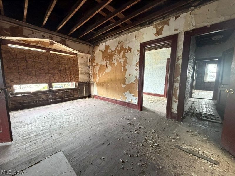 12103 Kinsman Road, Cleveland, OH 44120 Photo 25