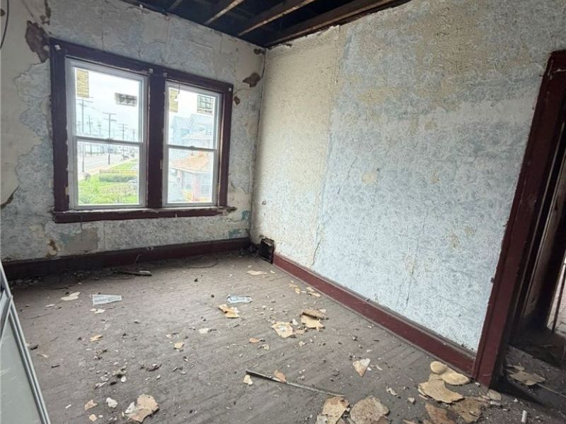 12103 Kinsman Road, Cleveland, OH 44120 Photo 26