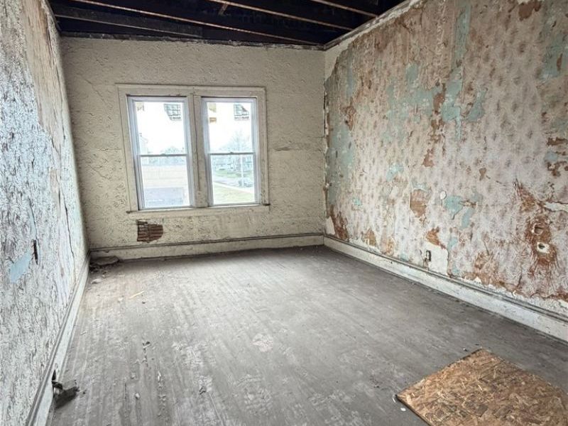 12103 Kinsman Road, Cleveland, OH 44120 Photo 33