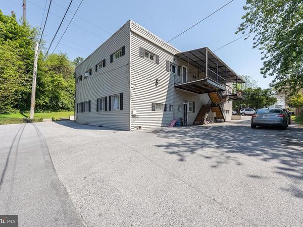 1 W 6TH AVENUE , COATESVILLE, PA 19320