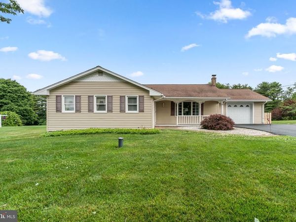 557 OAK TREE ROAD, WESTMINSTER, MD 21157
