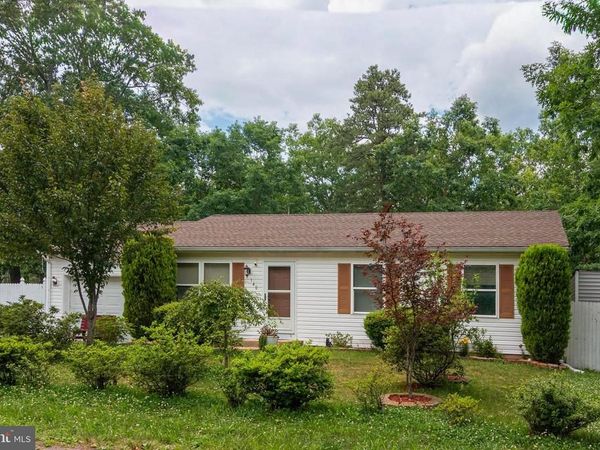 140 BAYBERRY STREET, BROWNS MILLS, NJ 08015