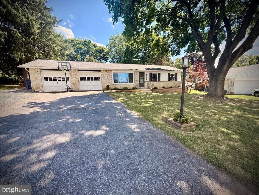 3124 Linda Lane , Sinking Spring, PA 19608 Main Photo