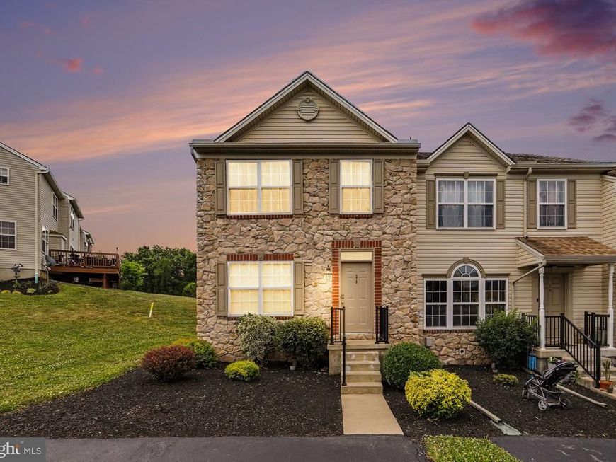 20 Buttonwood Lane, Unit 20, York, PA 17406 Main Photo