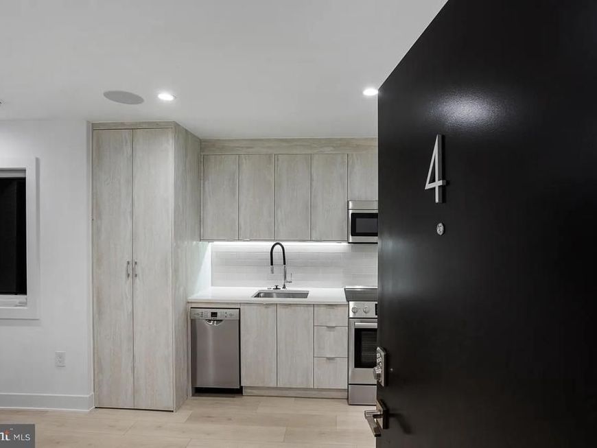 4 R Street NW , Unit 4, Washington, DC 20001 Main Photo