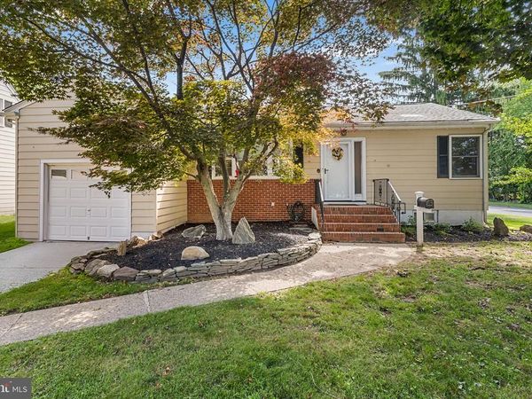 600 MAPLE, EWING, NJ 08618