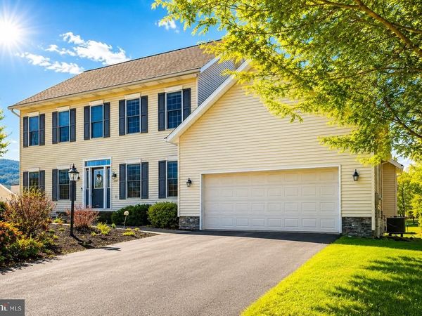 240 SUNDAY DRIVE , STATE COLLEGE, PA 16801