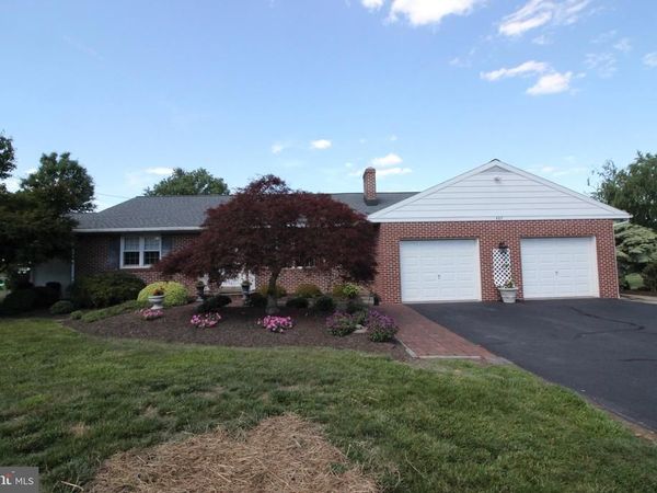 487 SCHOOLHOUSE ROAD , HARLEYSVILLE, PA 19438