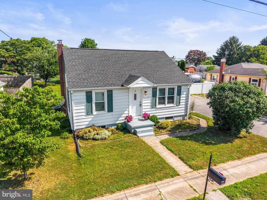 302 Wirt Avenue, Hanover, PA 17331 Main Photo