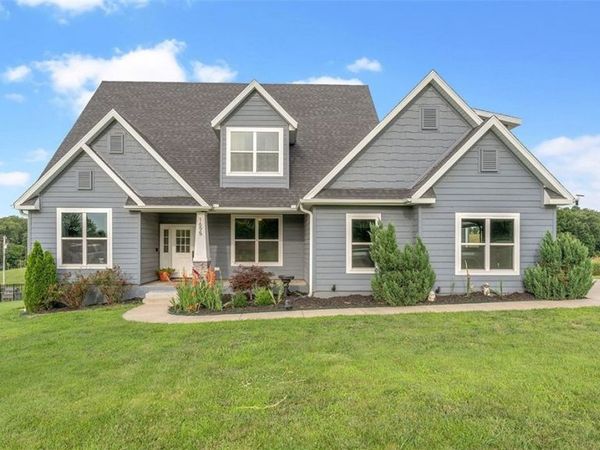 1695 Ardemagni Road , Tontitown, AR 72762