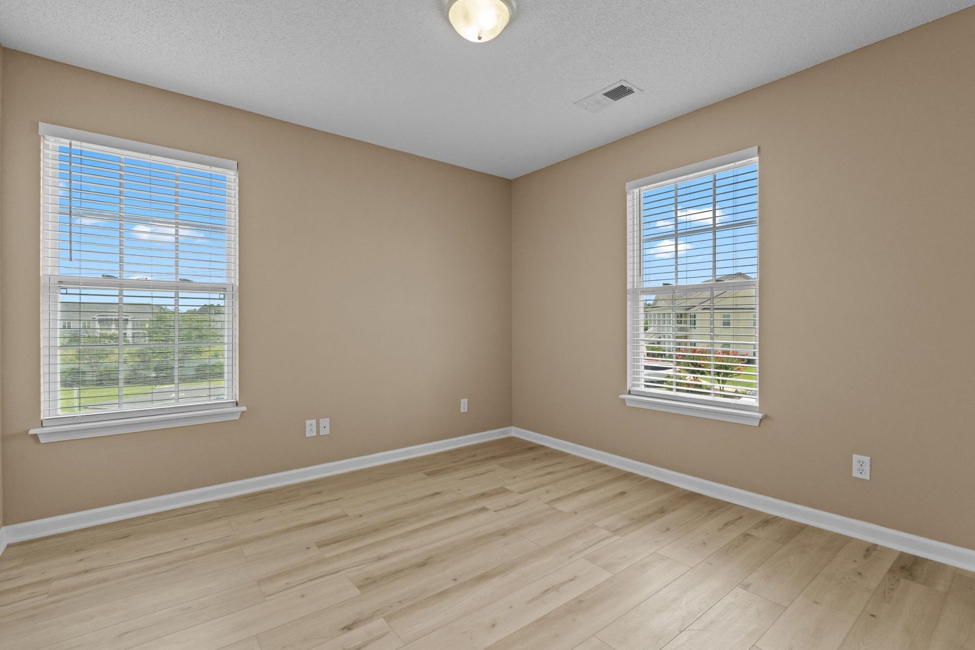 4924 Pond Shoals Ct. Photo 31